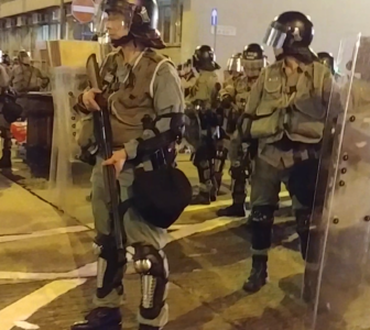 香港政府应立即停止警方暴力、进行独立调查、依法追究责任