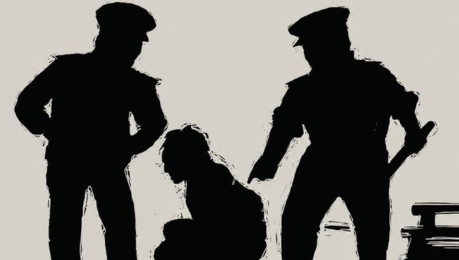 ONG denuncia tortura e maus-tratos contra detidos por motivos políticos na China